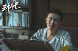开云体育在线-绿茵孤篇，2026世界杯E组血色残阳之夜，波兰横扫葡萄牙，范戴克成唯一悲壮背影，替补奇兵书写无二传奇