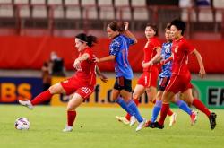 开云体育登录-日本队险胜中国队，马琳点燃赛场