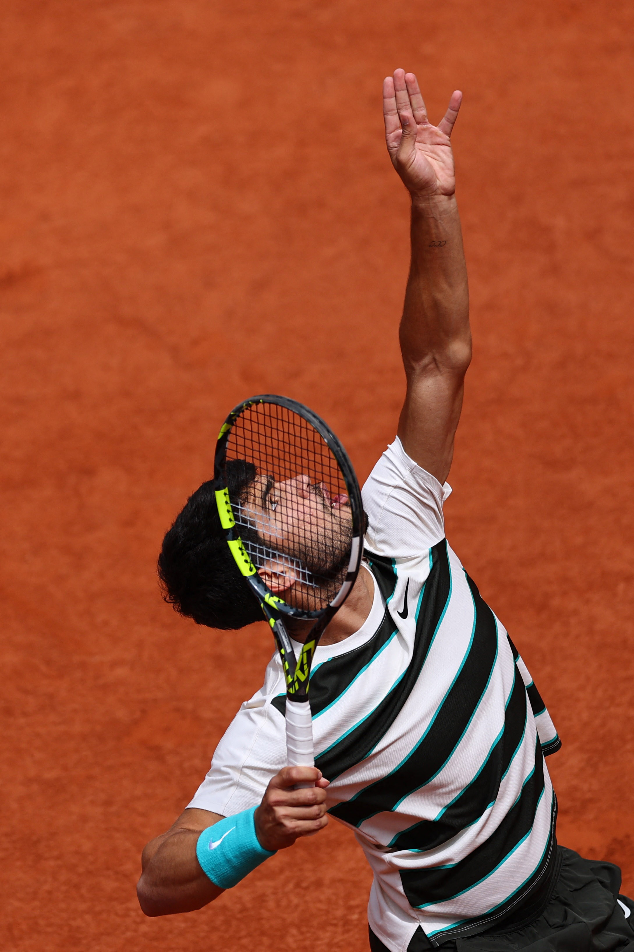 美国网球队险胜法国网球队，阿尔卡拉斯三分雨点燃全场的简单介绍