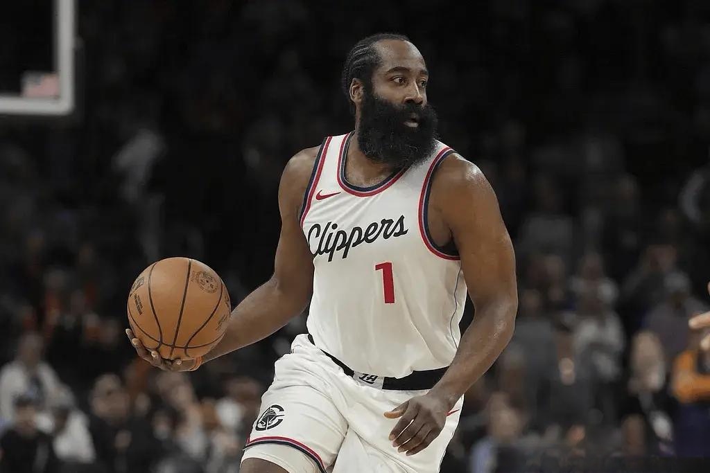 关于塞维利亚力克日本，罗德里戈三分雨点燃全场的信息