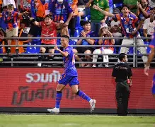 即时盘口惊险逆转取胜，粉丝狂欢不已