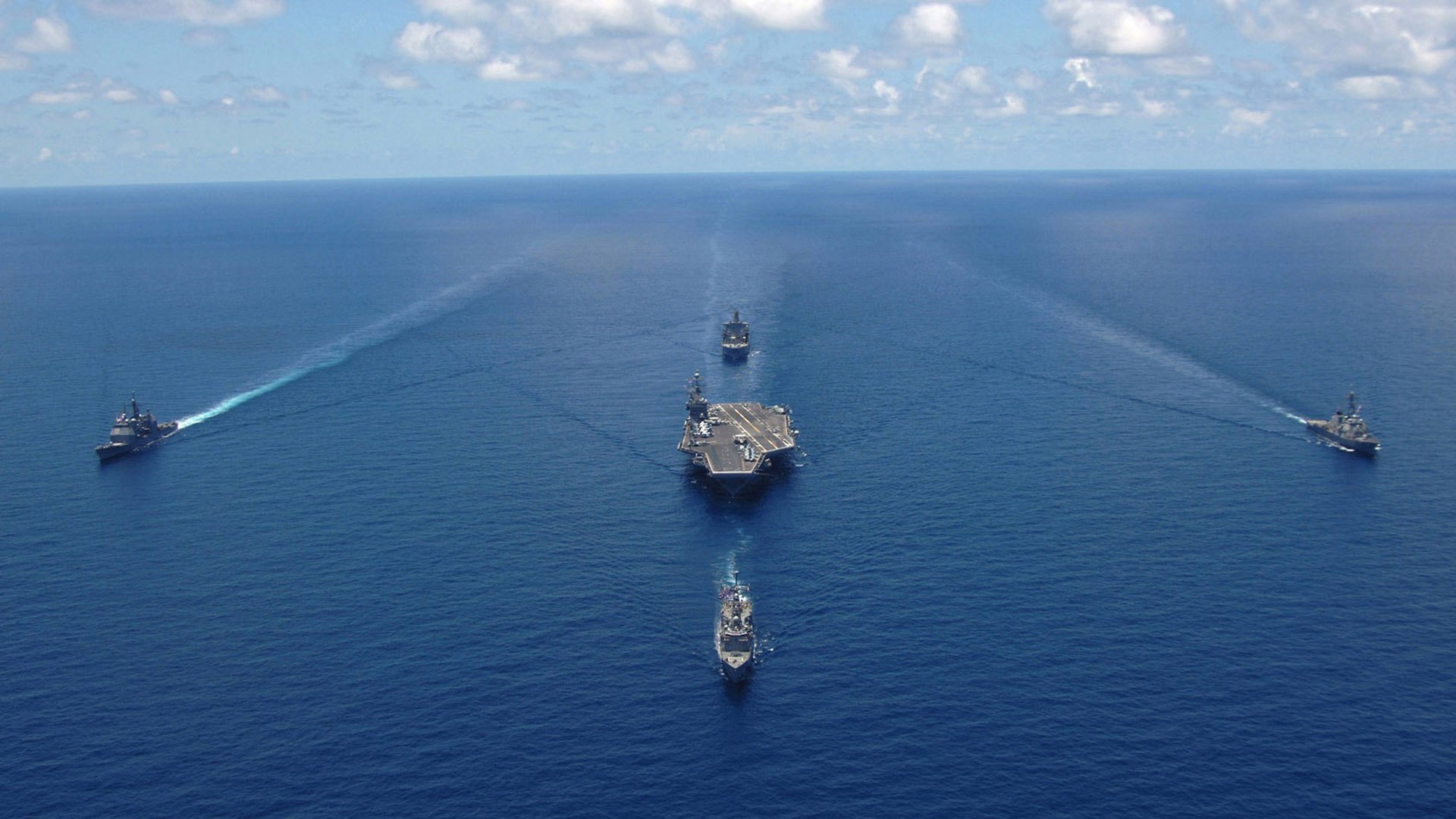 跨越时空的王牌对决，当芝加哥的拉文遇上广东的勇士